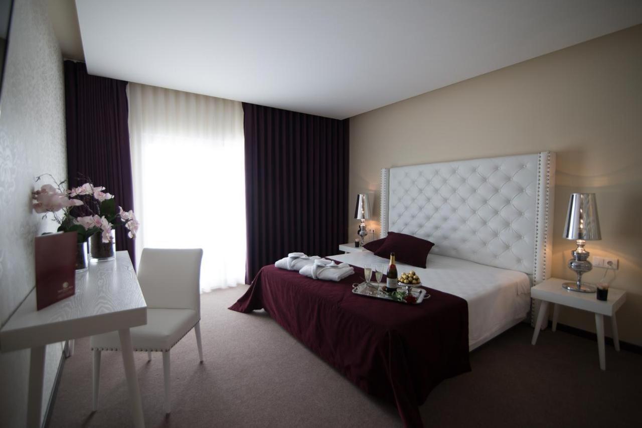 Hotel De Ilhavo Plaza & Spa Exteriör bild